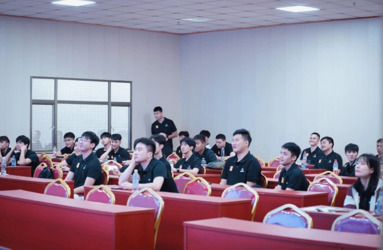 成年人如何在业余时间练习篮球接球技巧?_1